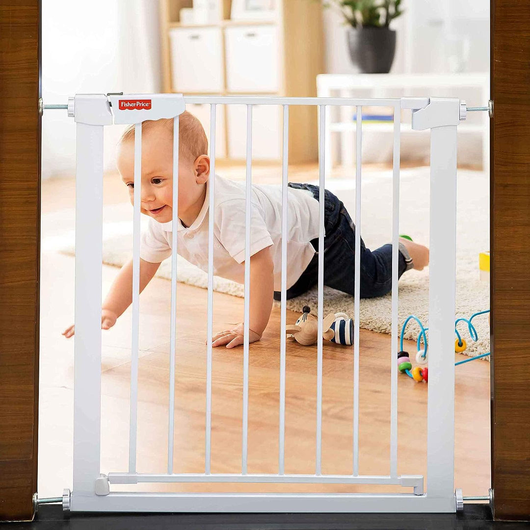 Fisher-Price - Barricade Auto Close Baby Safety Gate With Fisher price extension 10 cms