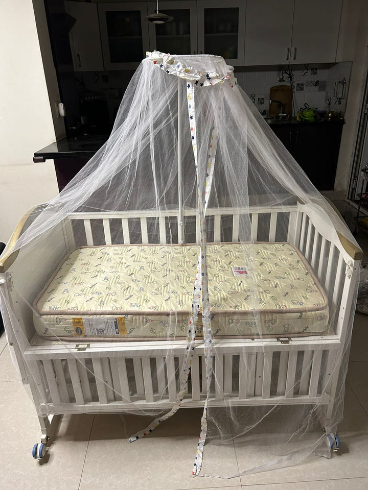 StarAndDaisy Cot