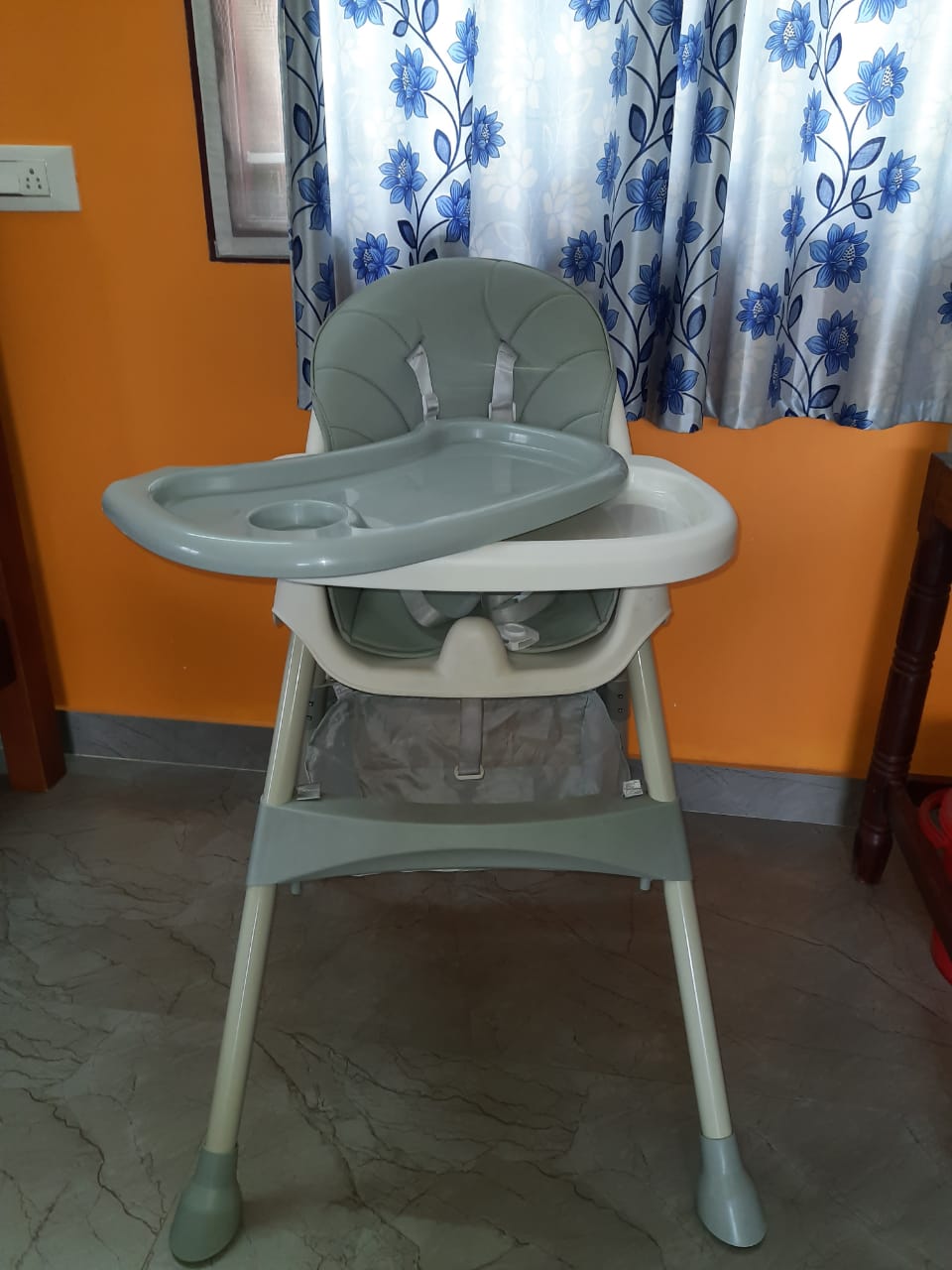 Ealingmom 2 in 1 Convertible High Chair