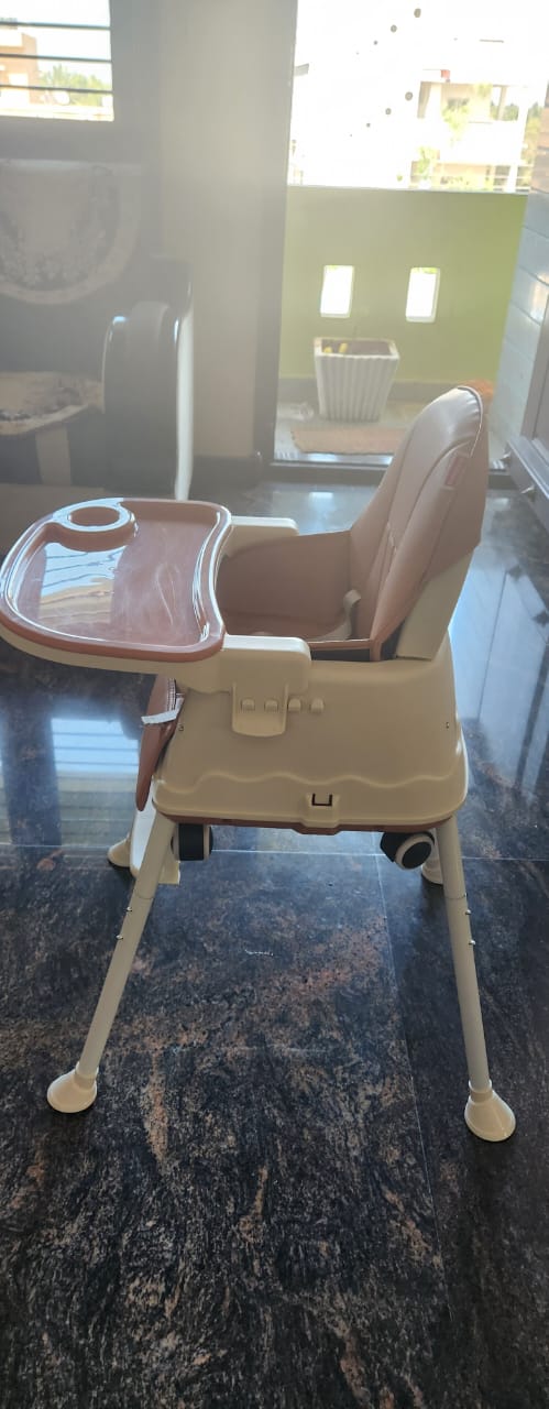 Babyhug 3 in 1 Comfy High Chair