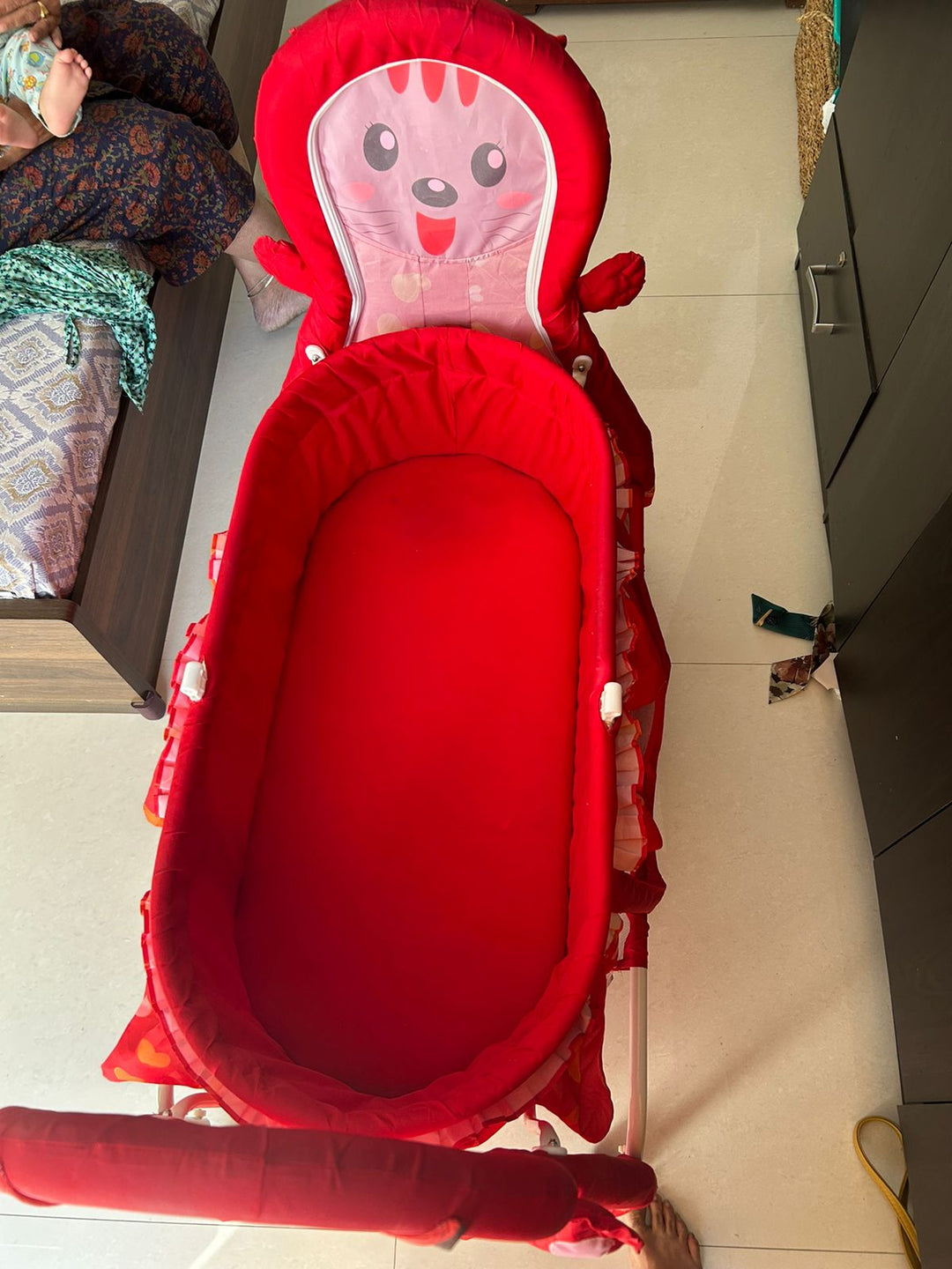 Kitty Print Cradle With Mosquito Net