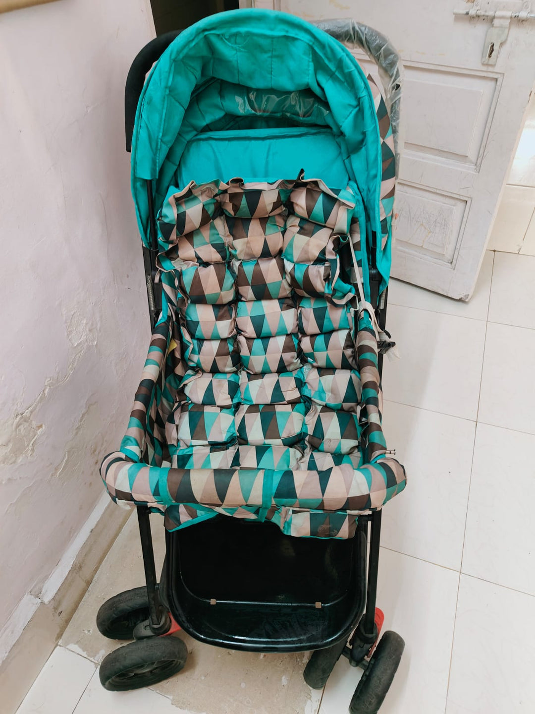 Babyhug Cocoon Stroller