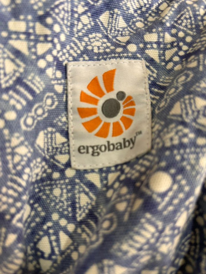 Ergobaby Baby carrier