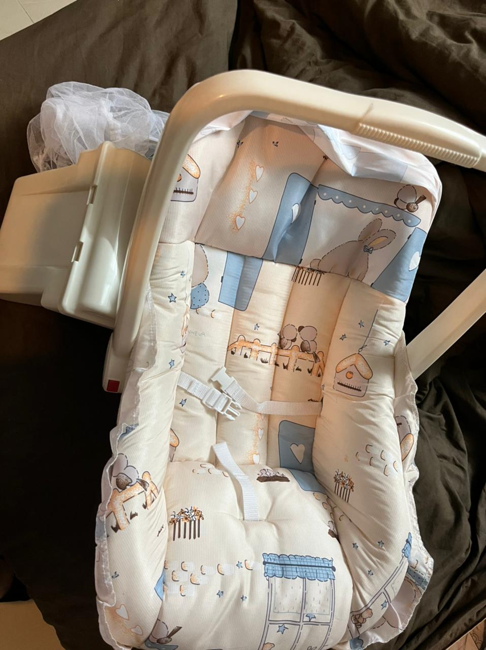 Babyhug Spring Carry Cot