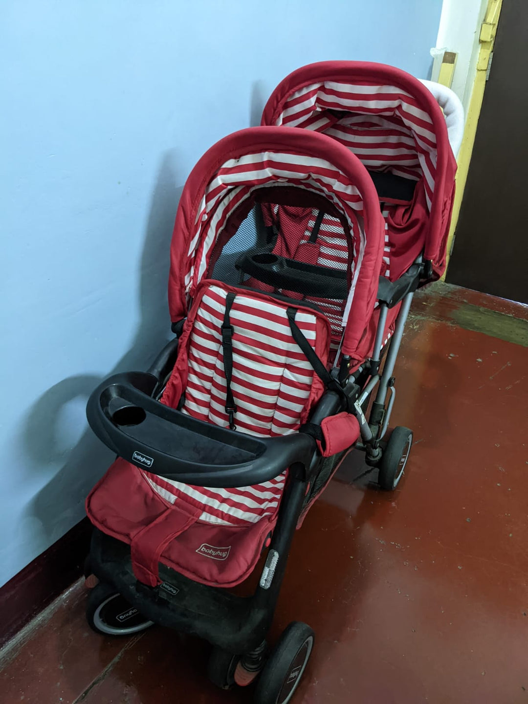 Babyhug Twinster Easy Foldable Twin Stroller