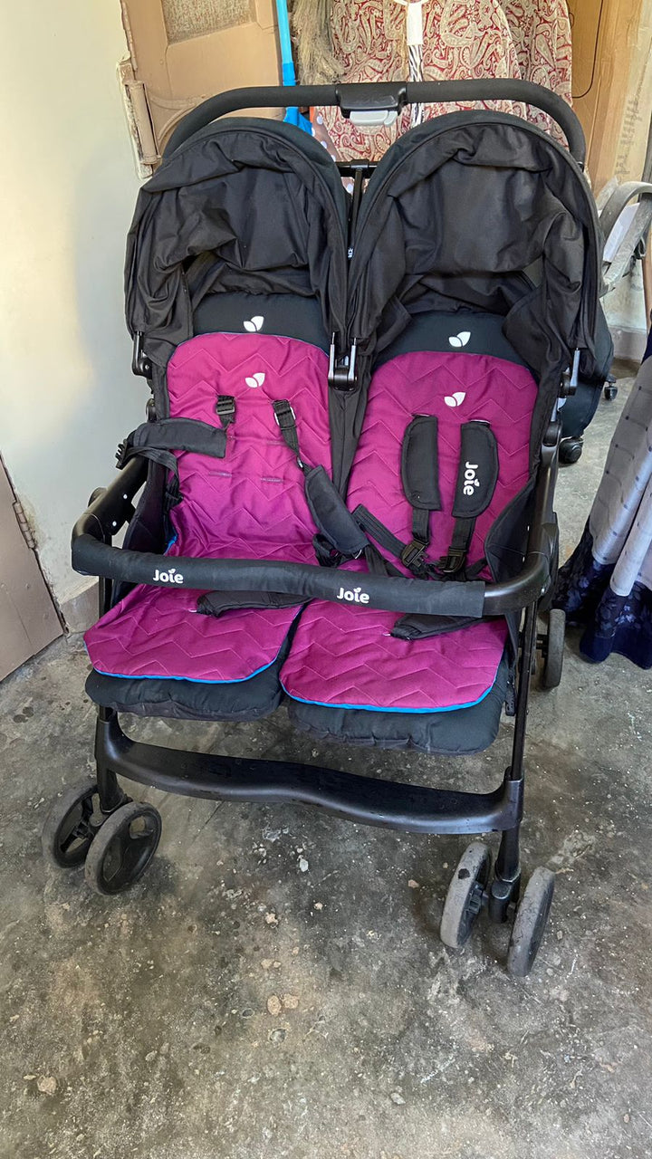 Joie aire twin w/ rc baby stroller