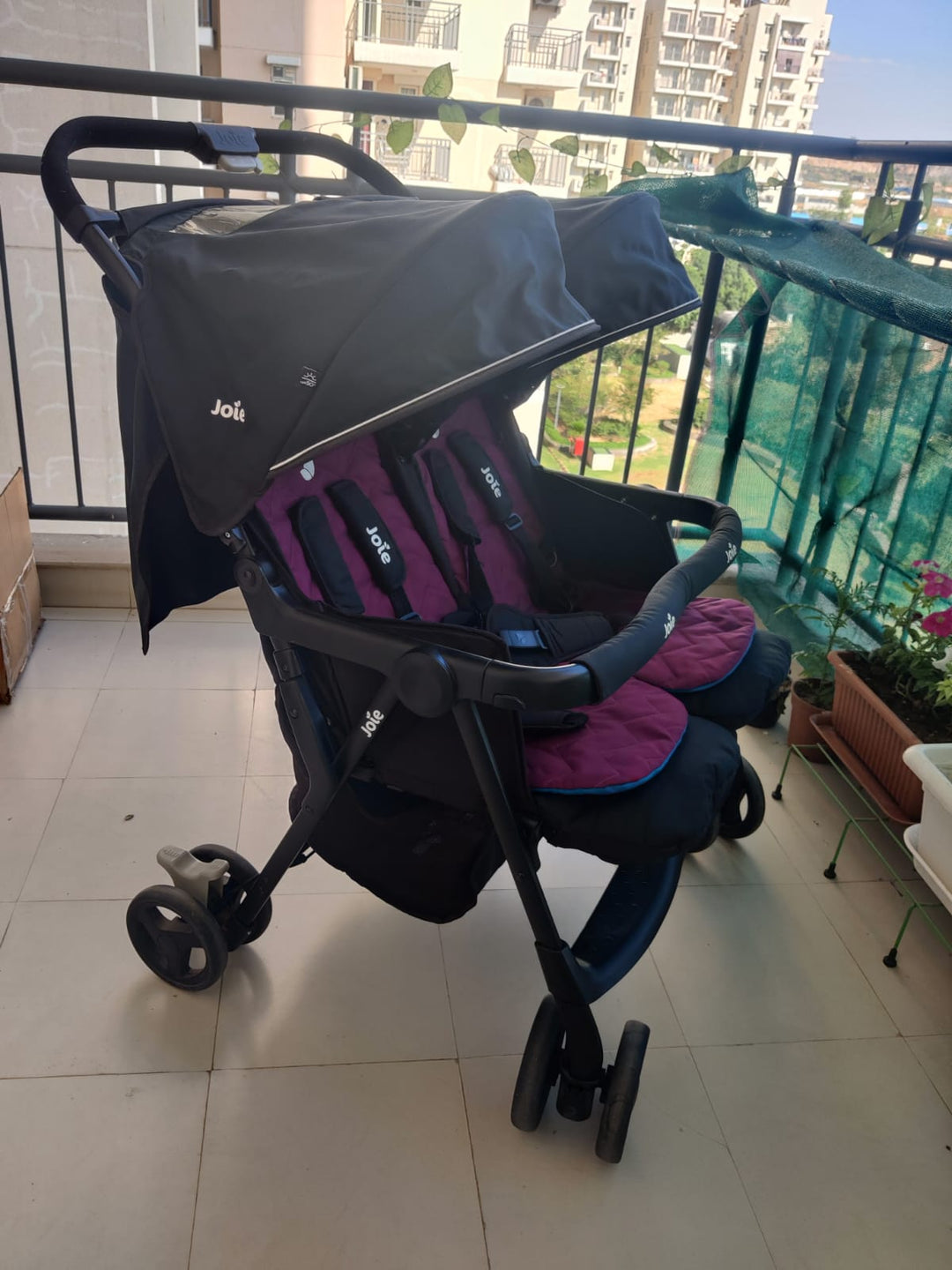 Joie aire ultra lightweight twin stroller