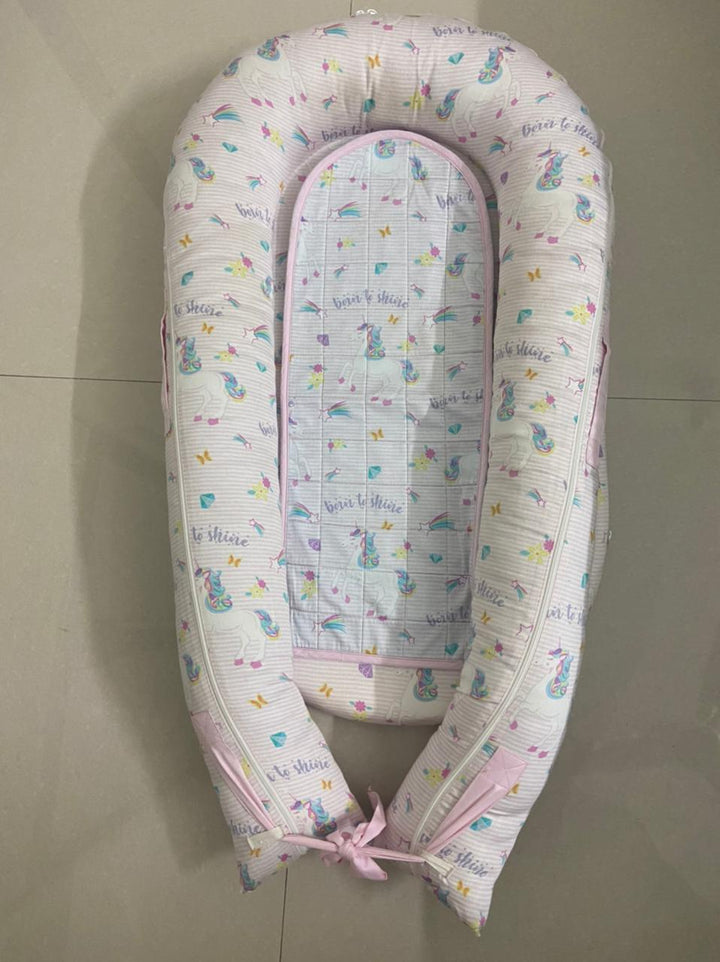 Fancy Fluff organic baby cocoon bed with matress