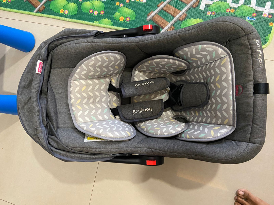 Babyhug Carry Cot