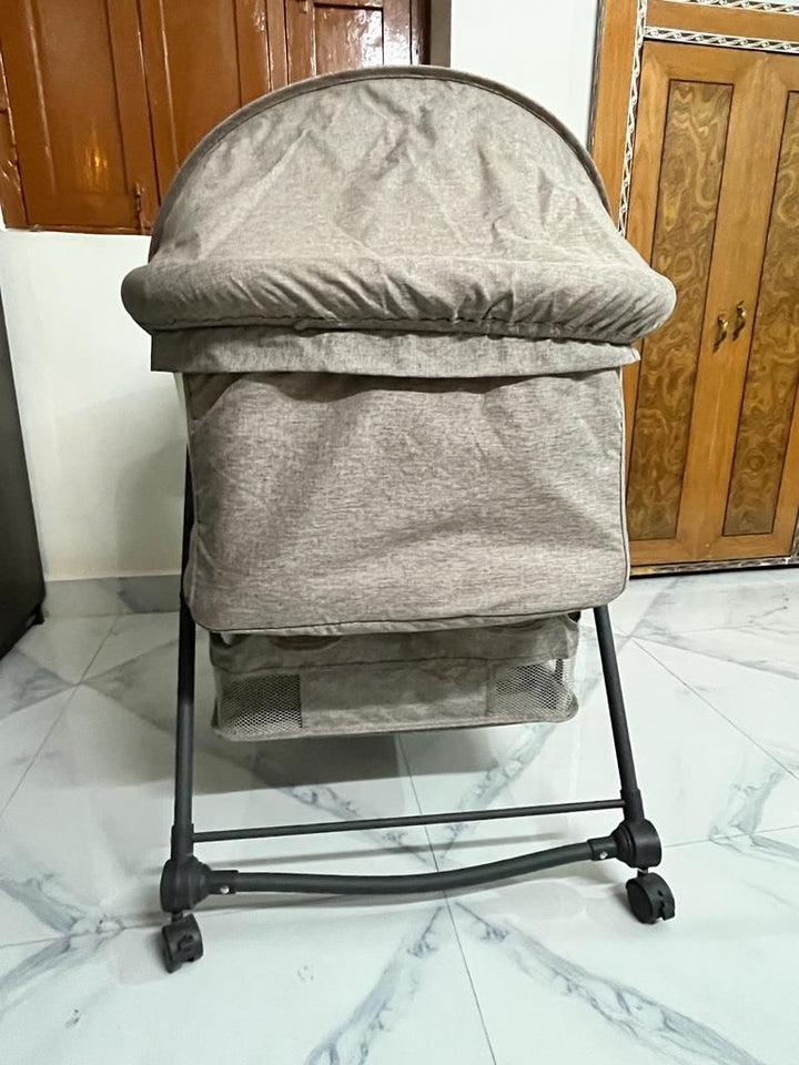 StarAndDaisy Bassinet