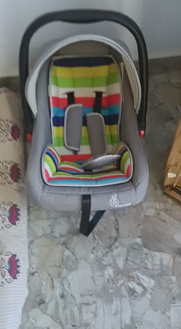 R for Rabbit Picaboo Infant Car